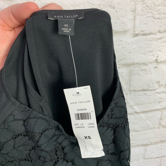 Ann Taylor Black Scalloped Lace Scoop Neck Top NWT - Picture 5 of 6